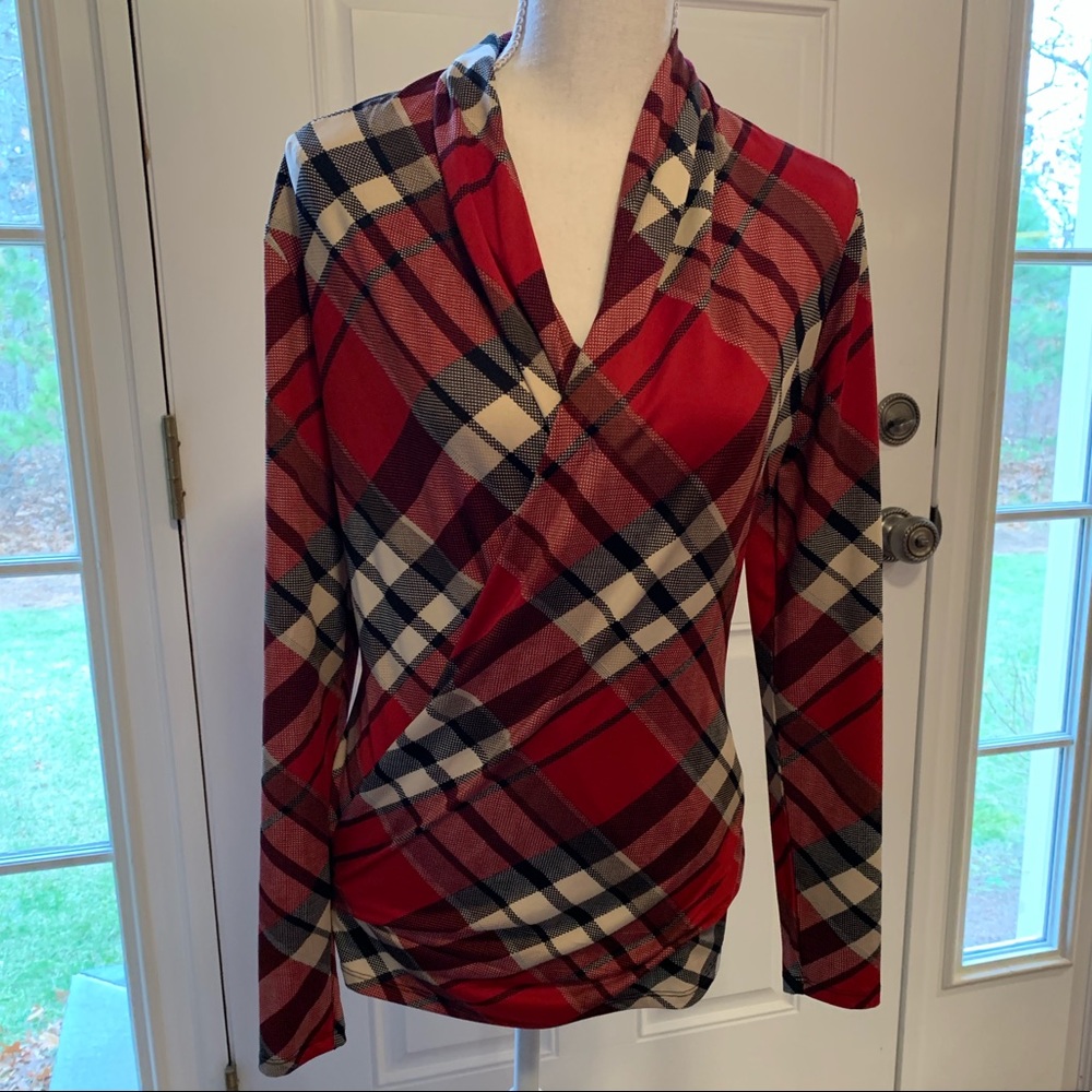 Venus V-neck, faux wrap style, long sleeve top S